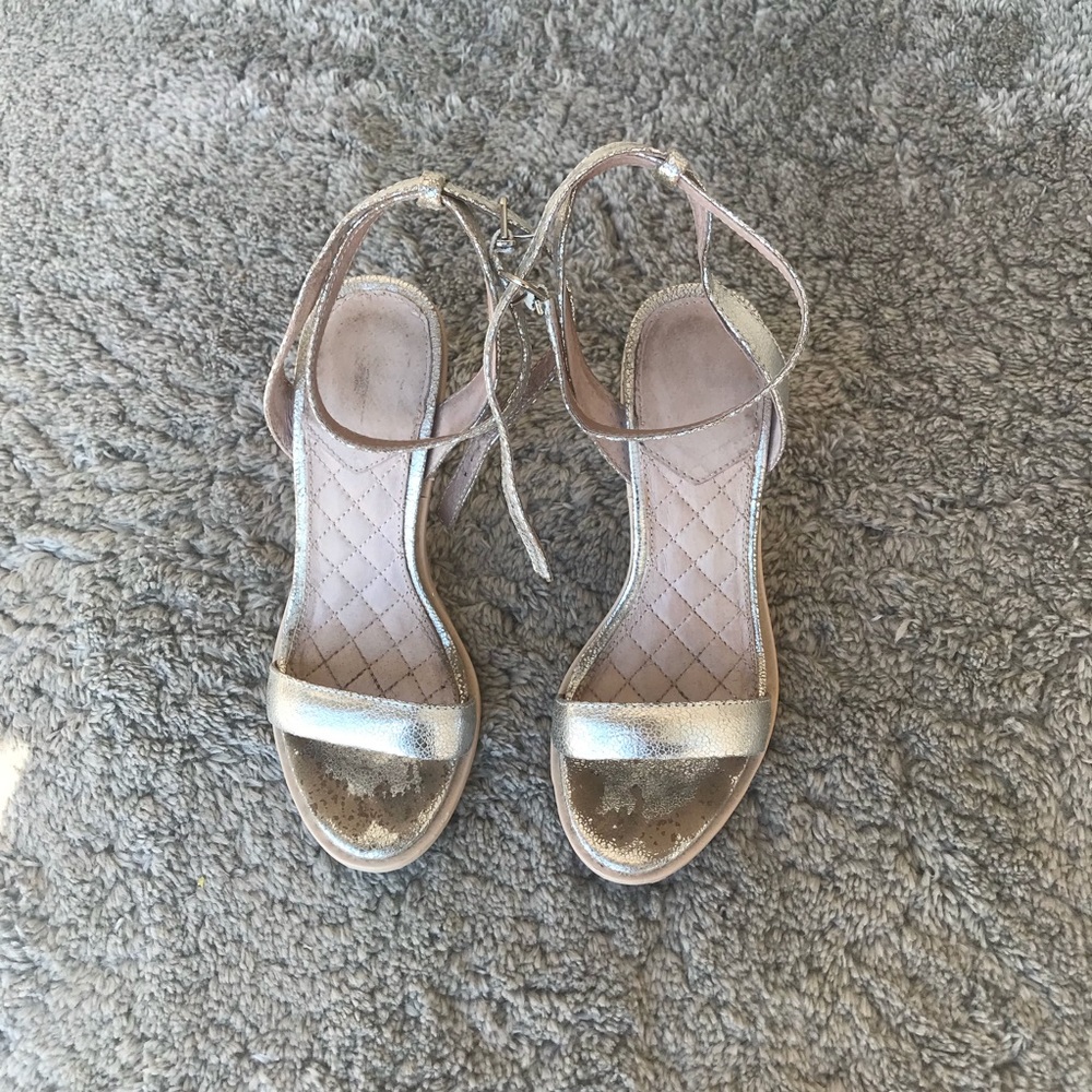 Kurt Geiger ankle strap heeled sandal silver